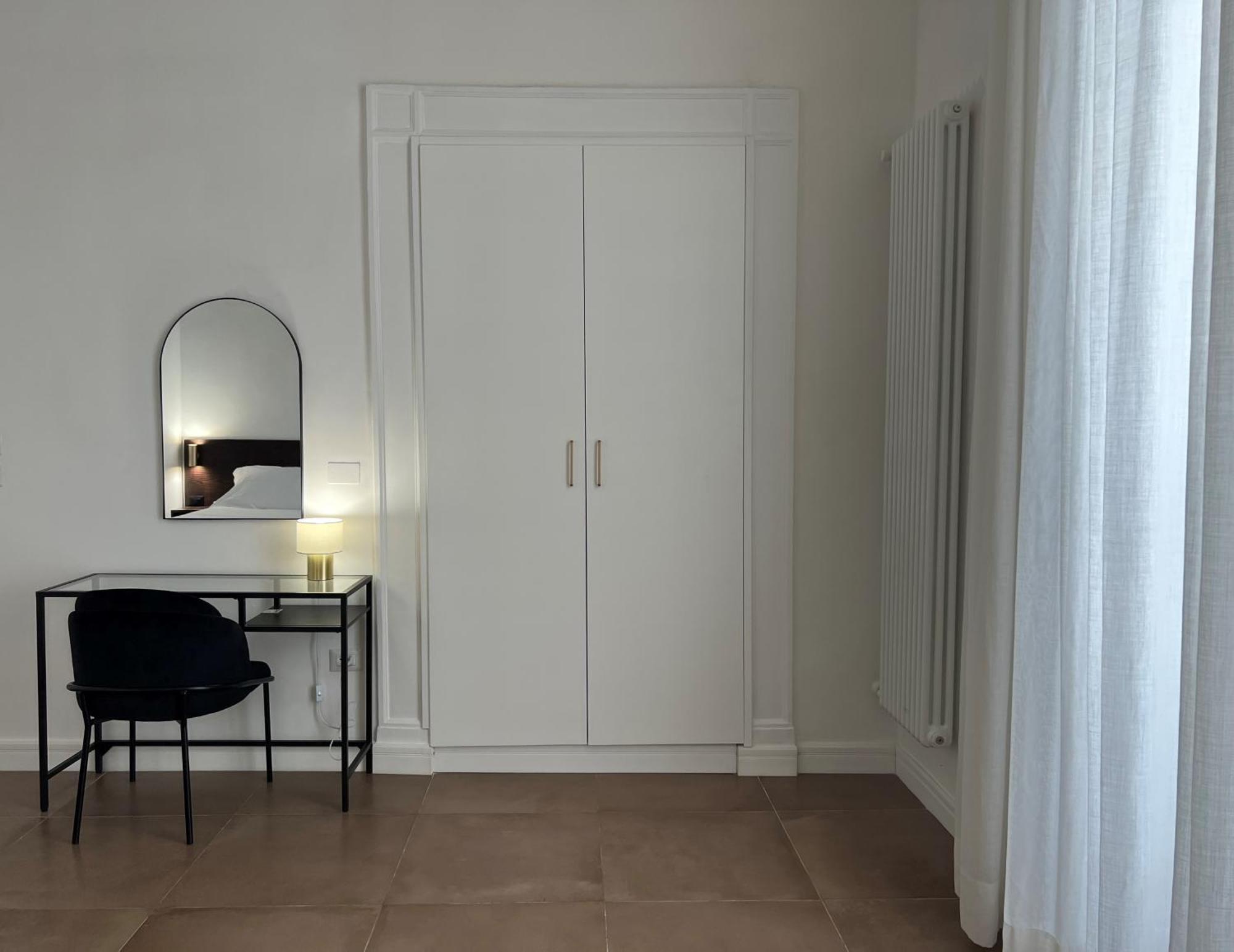 Domus Delia Luxury Apartment Neapel Exterior foto